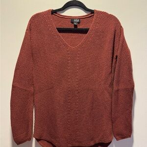 a.n.a Women's V-Neck Sweater in Rust